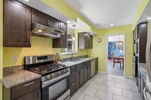 2301 Marbury Rd, Pittsburgh, PA 15221 - Photo 8
