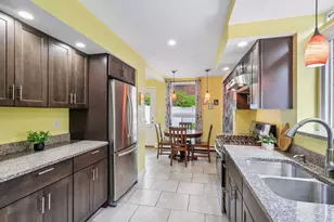 2301 Marbury Rd, Pittsburgh, PA 15221 - Photo 10
