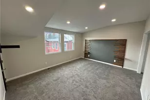 847 Blossom Wy, Pittsburgh, PA 15212 - Photo 6