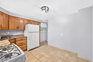 45 Bismark St, Pittsburgh, PA 15209 - Photo 10