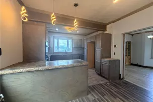 118 W Adams Ave, Vandergrift, PA 15690 - Photo 12