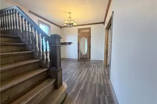 118 W Adams Ave, Vandergrift, PA 15690 - Photo 6