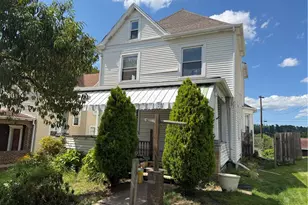 118 W Adams Ave, Vandergrift, PA 15690 - Photo 26