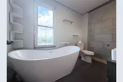 118 W Adams Ave, Vandergrift, PA 15690 - Photo 20