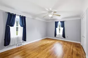 1918 Shaler Dr, Pittsburgh, PA 15116 - Photo 14