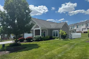 132 Cobblestone Dr, Ohio Township, PA 15237 - Photo 2