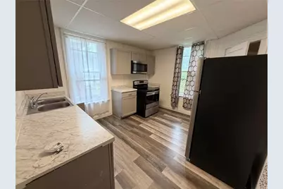 310 Broadway Ave, McKees Rocks, PA 15136 - Photo 8