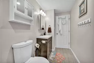 3034 Amy Dr, South Park, PA 15129 - Photo 14