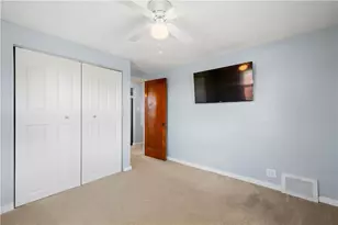 193 Woodhall Dr, Pittsburgh, PA 15236 - Photo 18