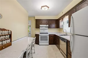 417 Delaware Ave, North Versailles, PA 15137 - Photo 14