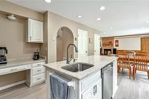 4847 Shamrogue Ct, Hampton, PA 15101 - Photo 8