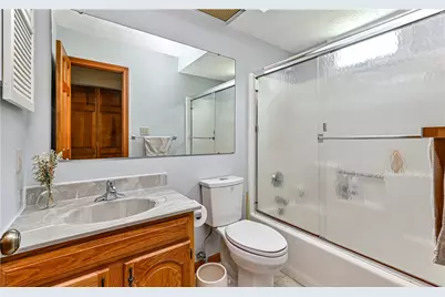 4847 Shamrogue Ct, Hampton, PA 15101 - Photo 14