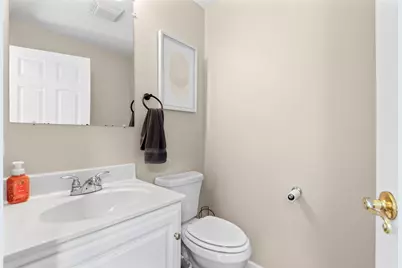 309 Chestnut St, Jeannette, PA 15644 - Photo 16