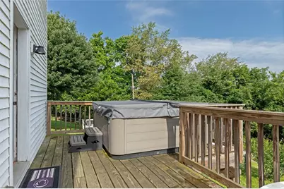 309 Chestnut St, Jeannette, PA 15644 - Photo 32