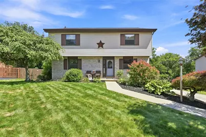 10322 Roseway Blvd, Irwin, PA 15642 - Photo 1