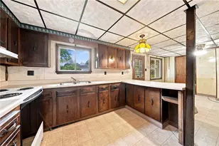 8491 Liberty Ave, North Huntingdon, PA 15692 - Photo 8