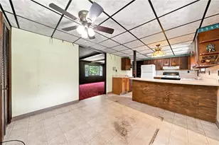 8491 Liberty Ave, North Huntingdon, PA 15692 - Photo 4