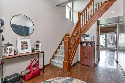 138 E Pennview Street, Pittsburgh, PA 15223 - Photo 2
