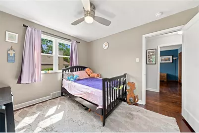 11 Reichold Rd, Pittsburgh, PA 15090 - Photo 16