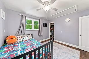 11 Reichold Rd, Pittsburgh, PA 15090 - Photo 18