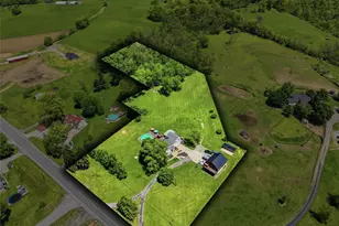 2976 Henderson Rd, Mount Pleasant, PA 15301 - Photo 2