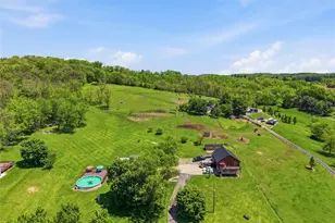 2976 Henderson Rd, Mount Pleasant, PA 15301 - Photo 42