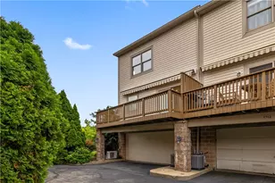 1710 S Shore Ct, Pittsburgh, PA 15203 - Photo 24