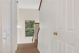 1710 S Shore Ct, Pittsburgh, PA 15203 - Photo 16