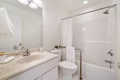 1710 S Shore Ct, Pittsburgh, PA 15203 - Photo 10