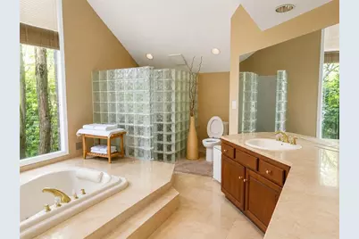 125 Gatehouse Drive, Moon/Crescent Twp, PA 15108 - Photo 26