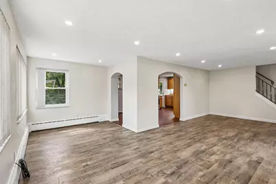 4413 E Brightview Avenue, Pittsburgh, PA 15227 - Photo 8