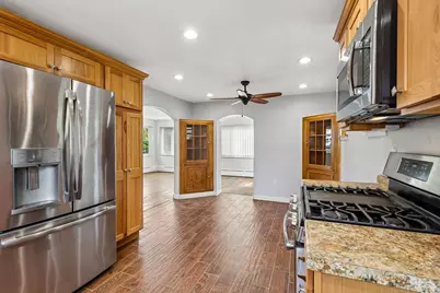 4413 E Brightview Avenue, Pittsburgh, PA 15227 - Photo 14