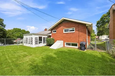 1108 Folkstone Drive, Pittsburgh, PA 15243 - Photo 2