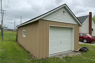 802 8th St, Jefferson/Mather, PA 15346 - Photo 16