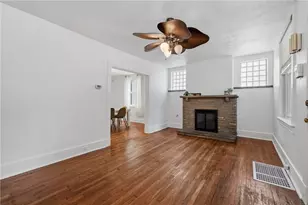 33 Defoe St, Observatory Hill, PA 15214 - Photo 4