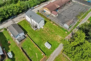 414 Erie Ave, Aliquippa, PA 15001 - Photo 2