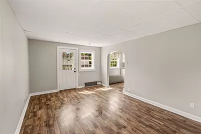 414 Erie Ave, Aliquippa, PA 15001 - Photo 22