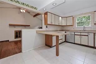 1060 Covington Pl, Pittsburgh, PA 15101 - Photo 10