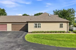 136 Cambridge Dr, Springdale Township, PA 15049 - Photo 38