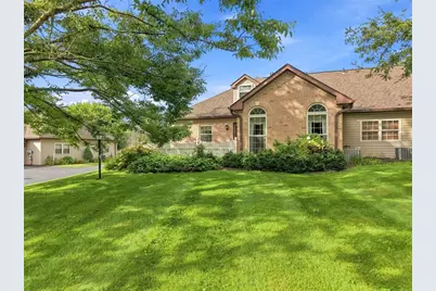 136 Cambridge Drive, Springdale Township, PA 15049 - Photo 2