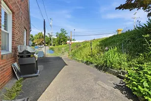 12810 Frankstown Rd, Pittsburgh, PA 15235 - Photo 46