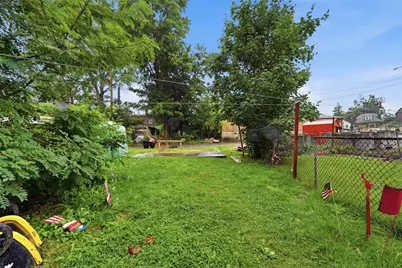 1255 Chartiers Ave, McKees Rocks, PA 15136 - Photo 16