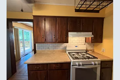 818 Cleveland Avenue, Brackenridge, PA 15014 - Photo 16