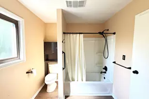 818 Cleveland Ave, Brackenridge, PA 15014 - Photo 18