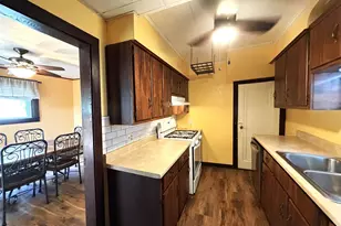 818 Cleveland Ave, Brackenridge, PA 15014 - Photo 14