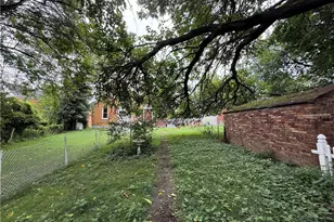 1330 Sylvan St, Homestead, PA 15120 - Photo 28