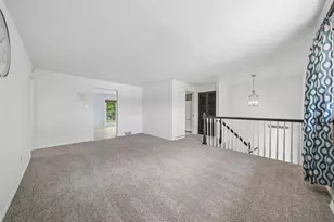 44 Chris Ct, Pittsburgh, PA 15239 - Photo 8