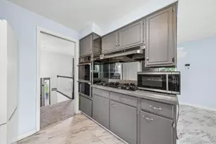 44 Chris Ct, Pittsburgh, PA 15239 - Photo 14