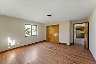 2443 Race Track Rd, New Stanton, PA 15672 - Photo 4
