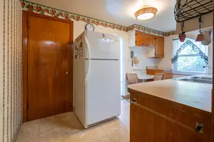 3936 Meadowbrook, Pittsburgh, PA 15227 - Photo 6